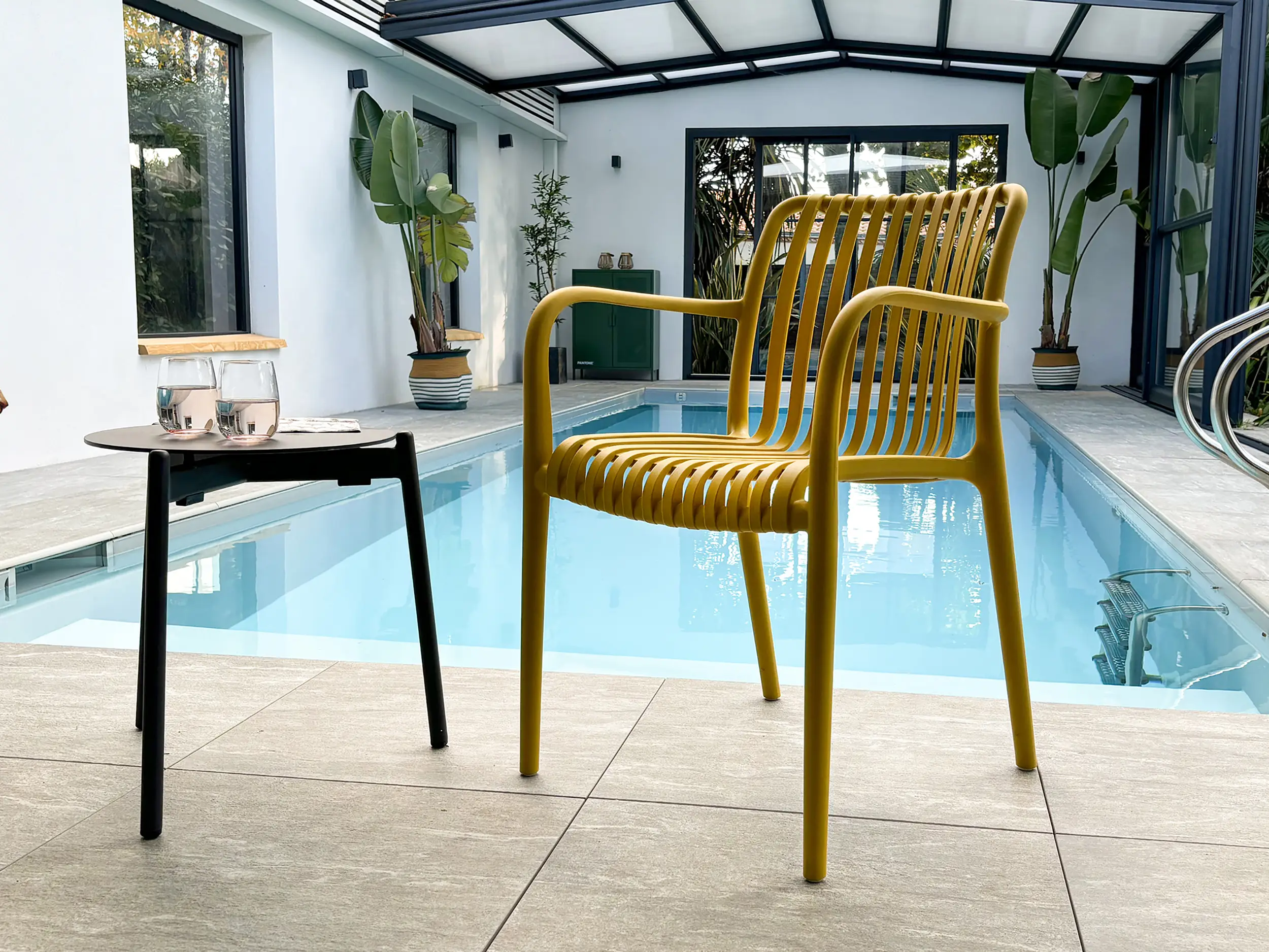 Fauteuil de jardin empilable en Polypropylène – Jaune moutarde – TIAGO