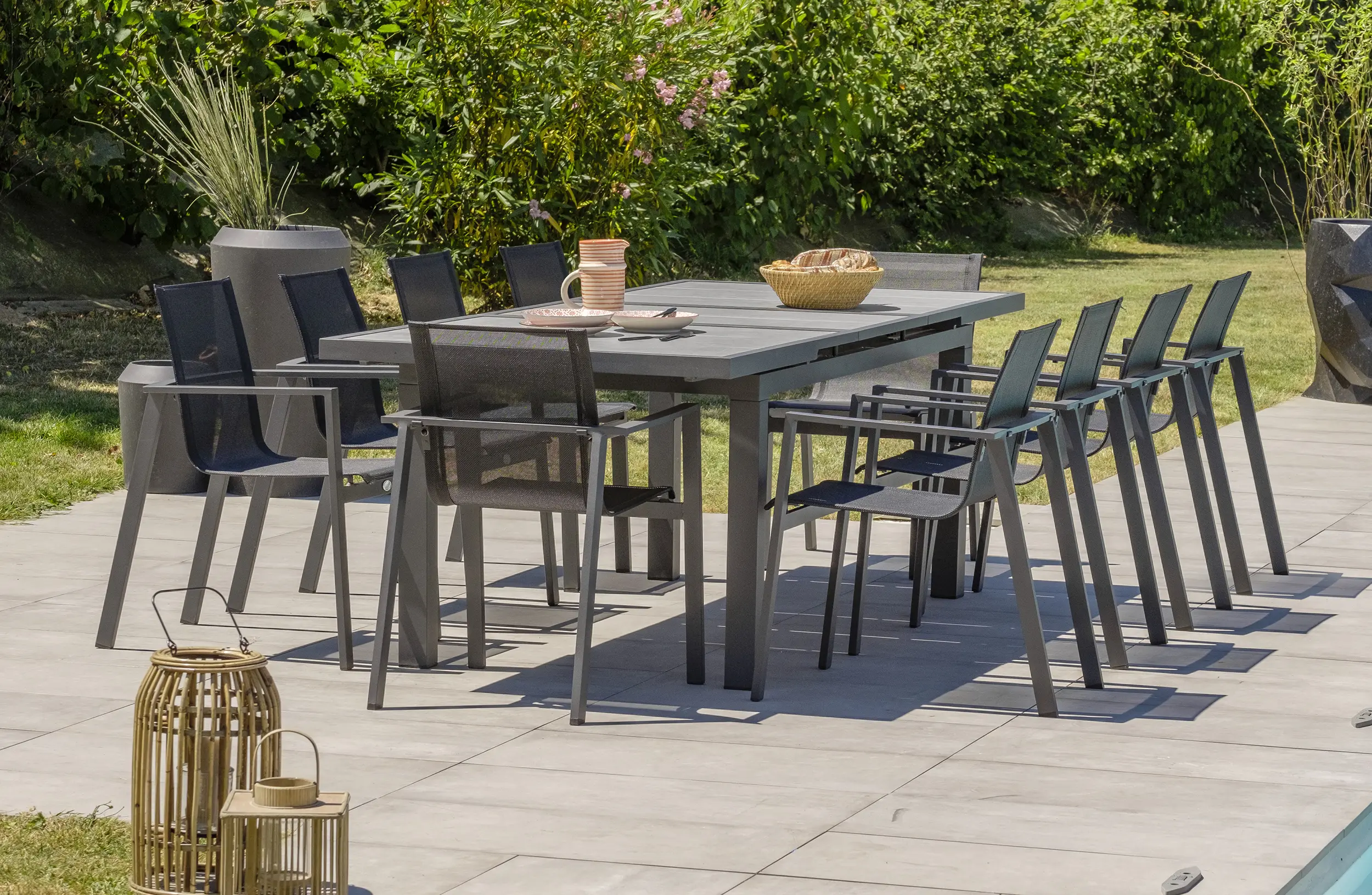 Ensemble repas de jardin 10 places en aluminium – Gris anthracite – VENISE