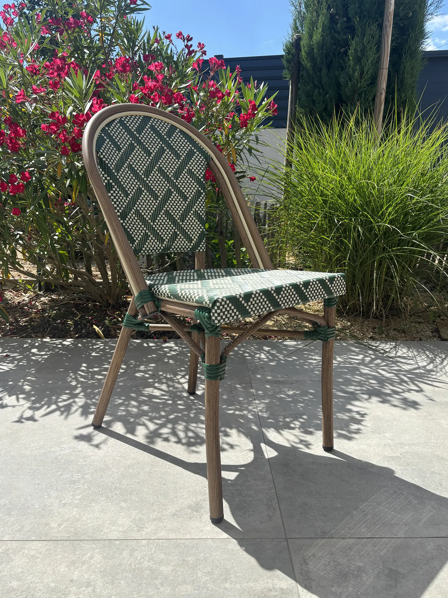 Fauteuil de jardin empilable en aluminium – Vert – BISTRO