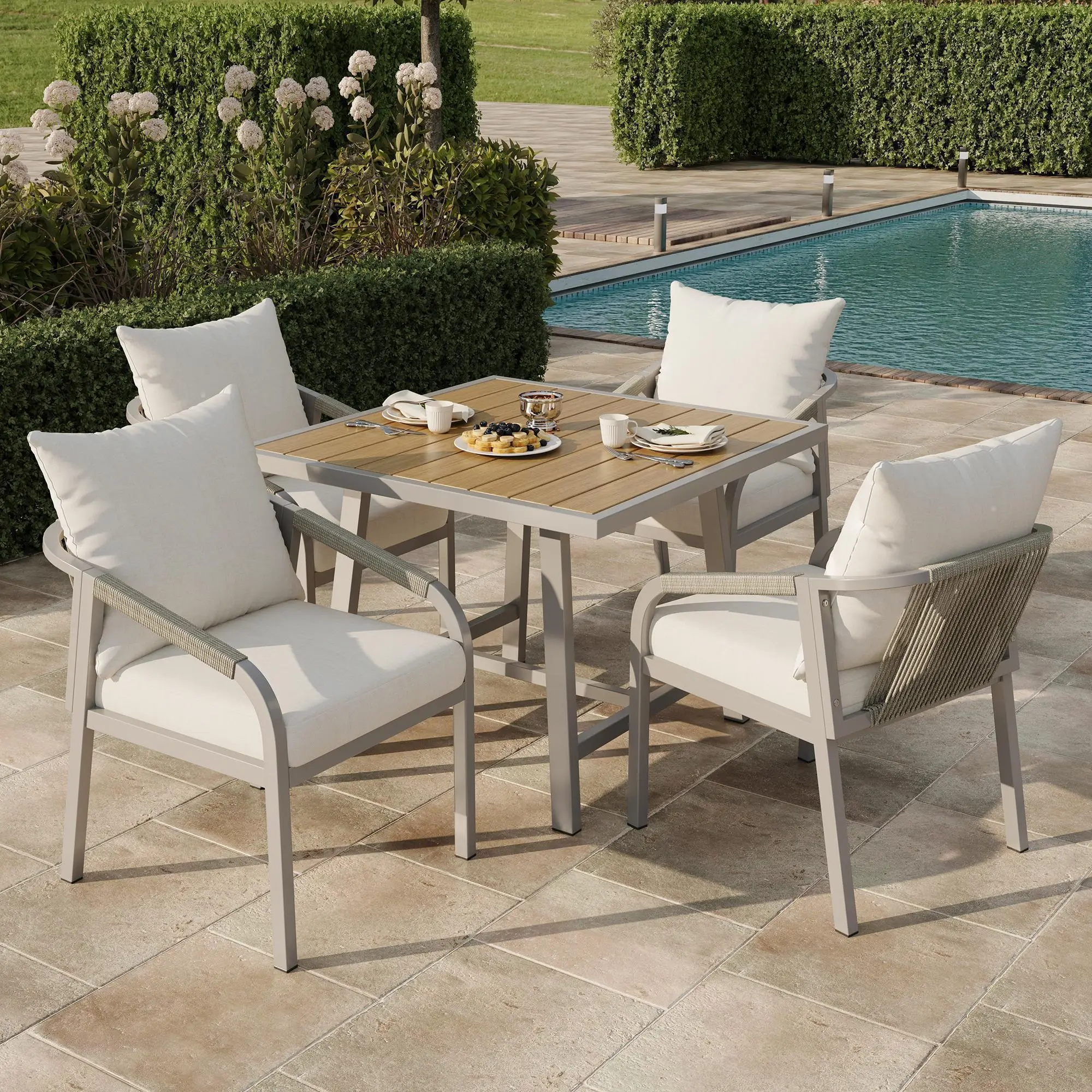 Ensemble de table et chaises de jardin, en tubes d’acier galvanisé, avec structure en corde tressée, couleur kaki et beige